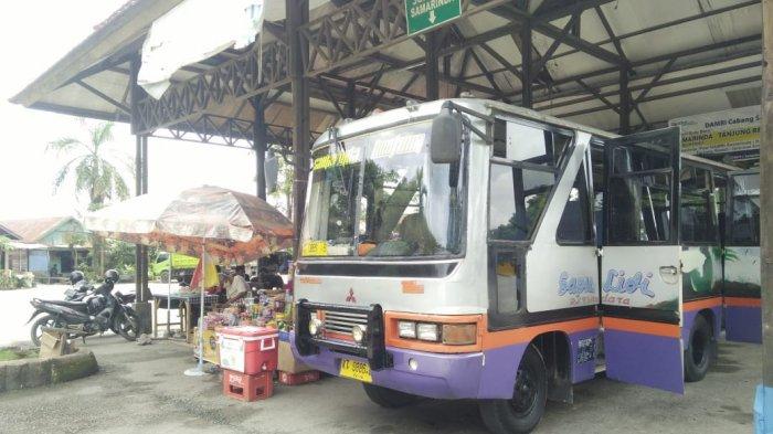 Aktivitas di Terminal di Bontang, tetap beroperasi saat larangan mudik Lebaran. TRIBUNKALTIM.CO, ISMAIL USMAN