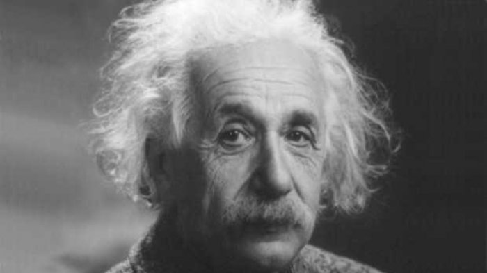 ALBERT EINSTEIN - Inilah informasi singkat terkait sejarah 14 maret yaitu lahirnya ilmuan terkenal dunia Albert Einstein, simak biografi dan perjalanan karir singkatnya.