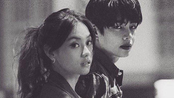 Gege Elisa Posting Foto Bareng V BTS, Reaksi Penggemar sampai Minta