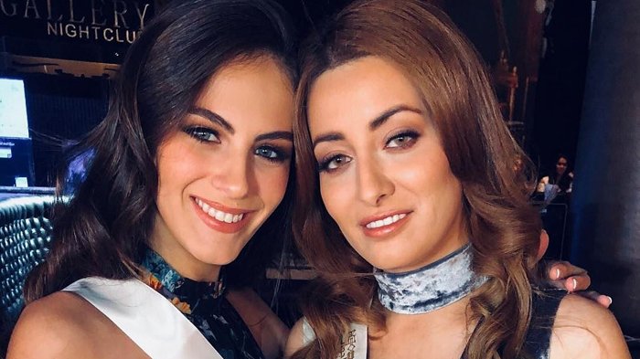 Miss Irak  Sarah Idan  melakukan pertemuan dengan Miss Israel  Adar Gandelsman di Yerusalem.