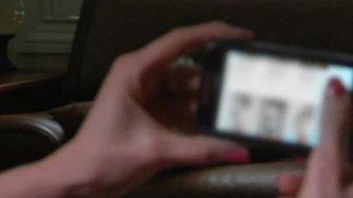 ILUSTRASI - Beredarnya video viral Shella Trenggalek bikin heboh dan menjadi sorotan belakangan ini.