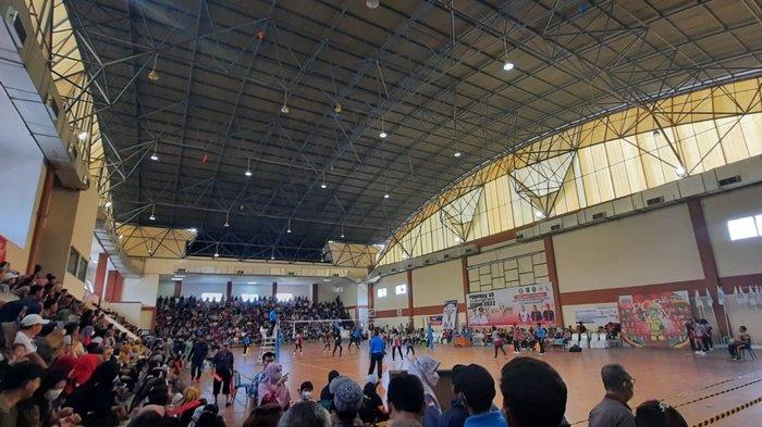 Ilustrasi, pertandingan pada Cabang Olahraga (Cabor) Bola Volly Indoor di ajang Porprov VII Kaltim di Graha Pemuda, Tanjung Redeb, Selasa (6/12/2022) malam.