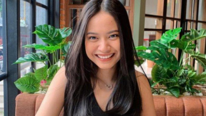 LUTHFI HANGGINI MENIKAH - Hanggini Purinda Retto atau Jeha. 