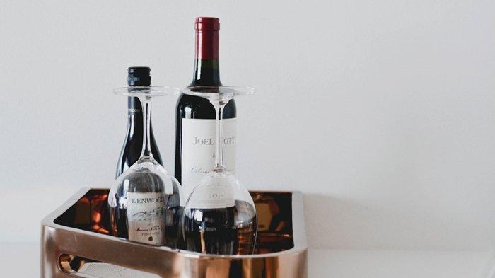 Hadiahkan Wine atau alkohol lainnya untuk CNY atau tahun baru Imlek ke teman dan bos mu