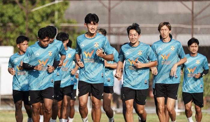 Stadion Manahan Saksi Misi Hidup Mati Persiba Balikpapan Kontra PSBS Biak