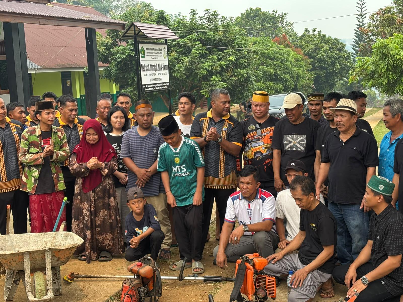 Sinergi KKSS dan Polres Kubar Bersama Santri Al-Hikmah