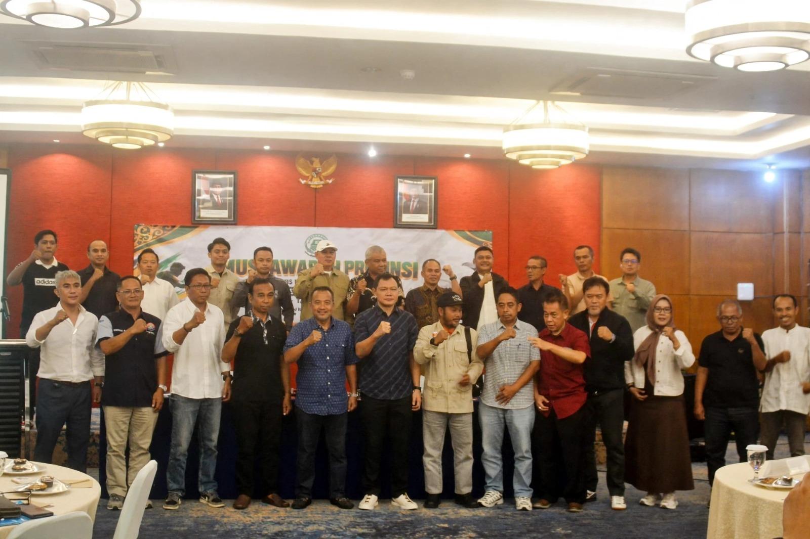 Aklamasi Pimpin PTMSI Kaltim, Fahmi Fadli Gelontorkan Bantuan Meja Tenis