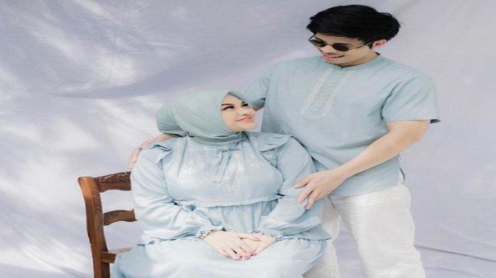 Baju Sarimbit Aurel Hermansyah dan Atta Halilintar.