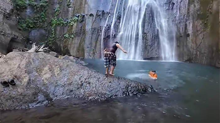 Air Terjun Mataru di Kabupaten Alor , Nusa Tenggara Timur