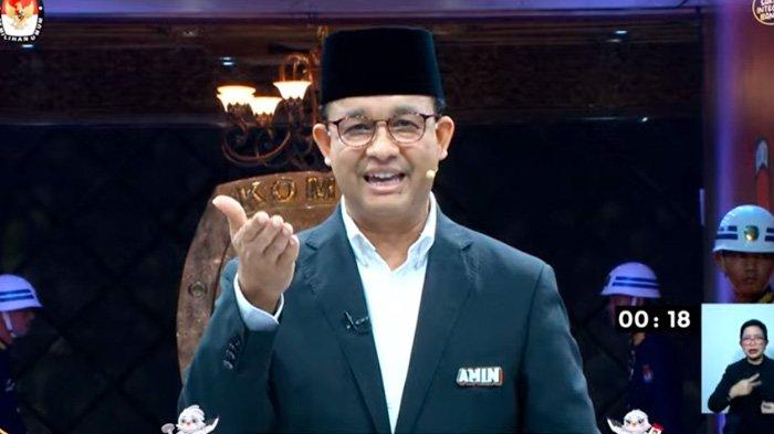 Anies Baswedan saat menyampaikan visi dan misi pada debat capres pertama di kantor KPU RI, Selasa 12 Desember 2023 malam.