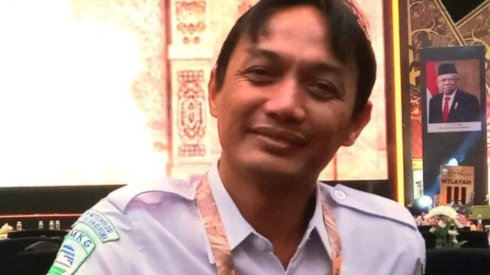 Kepala stasiun Meteorologi Frans Sales Lega Manggarai, Decky Irmawan, Senin,(17/2/2025)