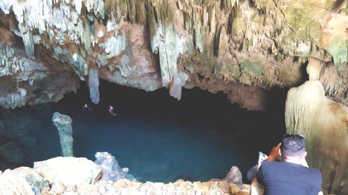 GUA RANGKO - Suasana destinasi bagi wisatawan Gua Rangko di Desa Tanjung Boleng, Kecamatan Boleng, Kabupaten Manggarai Barat, Senin 26 Juli 2022.