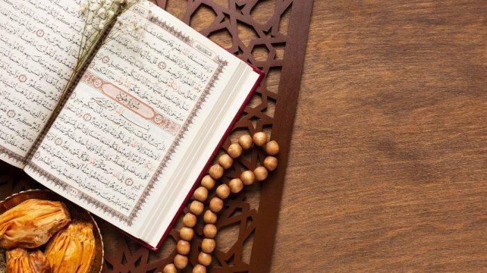 ILUSTRASI RAMADAN - Dekorasi tahun baru Islam dan Al-Quran yang diambil di Freepik pada Selasa (25/2/2025).