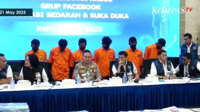 MABES POLRI - Konferensi pers Mabes Polri terkait kaus pornografi dan eksploitasi anak di gruo Facebook, Rabu (21/5/2025).