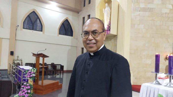 Leo Mali, Pr