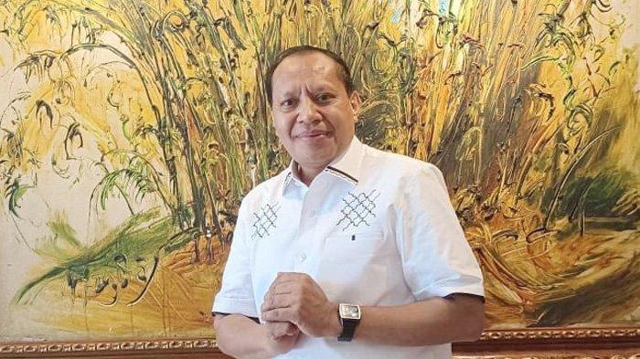 RENUNGAN - RD. Dr. Maxi Un Bria menyampaikan Renungan Harian Katolik untuk hari Sabtu 2 Juli 2022 dengan judul Makna Anggur Baru dalam Kantong  Yang Baru.