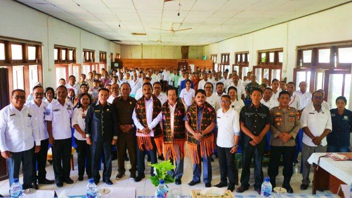 Bupati Nagekeo, Simplisius Donatus, membuka acara Musyawarah Rencana Pembangunan Kecamatan (Musrenbangcam) Nangaroro tahun 2026, di Aula Kantor Camat Nangaroro, Rabu (12/3).