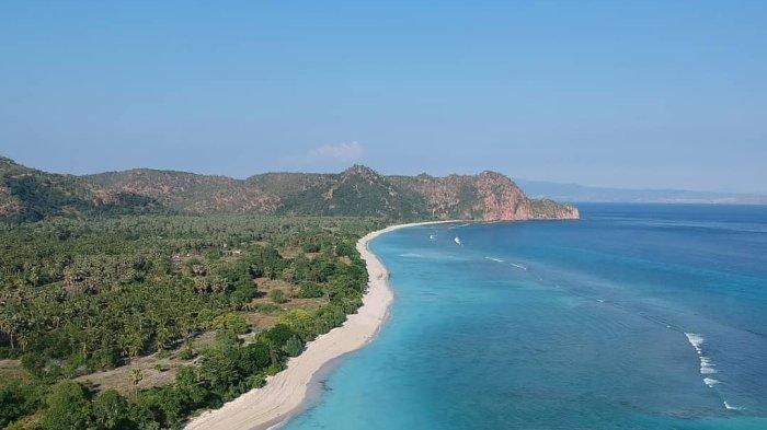 PANTAI- Pesona pasir putih Pantai Bean di Desa Bean, Kecamatan Buyasuri, Kabupaten Lembata.