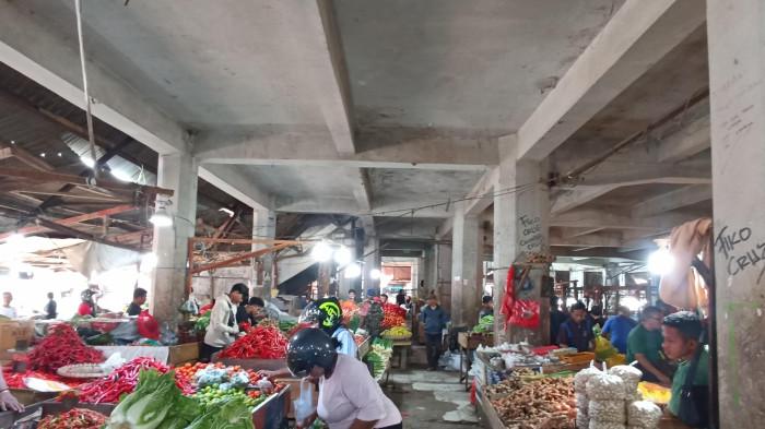 KONDISI PASAR - Kondisi Pasar Inpres Naikoten Kota Kupang, Provinsi NTT, Selasa (22/7)
