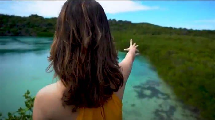 Perjalanan ke Telaga Nirwana di Rote Nndao