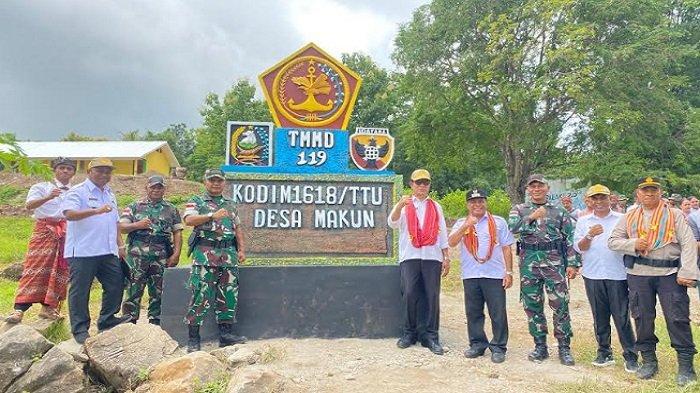 Pose bersama Bupati, Wakil Bupati TTU, Kasrem 161/Wira Sakti, Dandim 1618/TTU, Kapolsek Biboki Utara, Pemerintah Desa, Pemerintah Kecamatan dan Pegawai Bank NTT pasca peresmian SMK Negeri Feotleu, Rabu, 20 Maret 2024