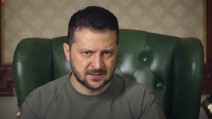 Meski tidak hadir, Presiden Ukraina Volodymyr Zelensky berbicara secara virtual untuk KTT G20 di Bali, Selasa 15 November 2022.