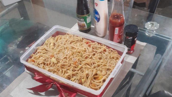 SPAGHETTY TIMOR - Kuliner NTT Resep Spaghetty Udang Timor Ala Ferry Ndoen Bertaburan Udang Gurih Dari Tambak Oebelo