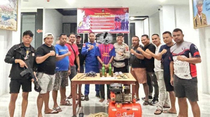 SATPOLAIRUD - Satuan Kepolisian Perairan dan Udara (Satpolairud) Polres Manggarai Barat menangkap seorang nelayan berinisial AA (40), lantaran menangkap ikan menggunakan bahan peledak. 