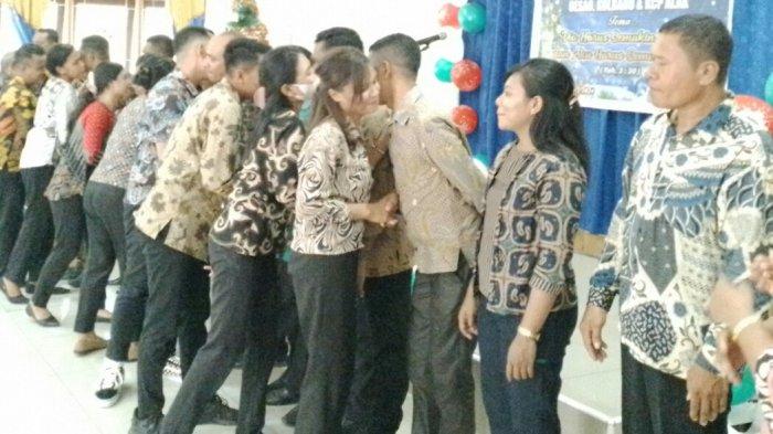 Sukacita Natal dan Tahun Baru bersama KSP Kopdit Pintu Air Area Timor Barat di Kantor Cabang Oesao, Jumat, 5 Januari 2024.