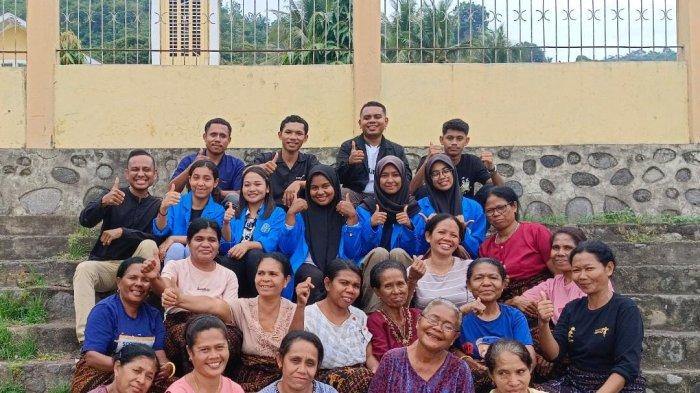 Uniflor Ende menggelar pegabdian kepada masyarakat di Desa Wolotopo Timur
