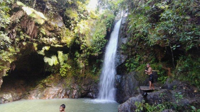 Kolam di atas awan salah satu spot wisata di Desa Wisata Wae Lolos, Kecamatan Sano Nggoang, Kabupaten Manggarai Barat.