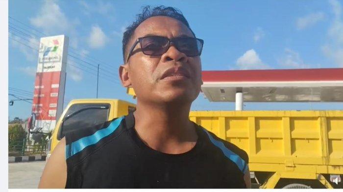 BBM DI ROTE NDAO - Viral Sopir Mobil Dump Truck di Kabupaten Rote Mengeluh Dengan Kelangkaan Bahan Bakar Minyak BBM