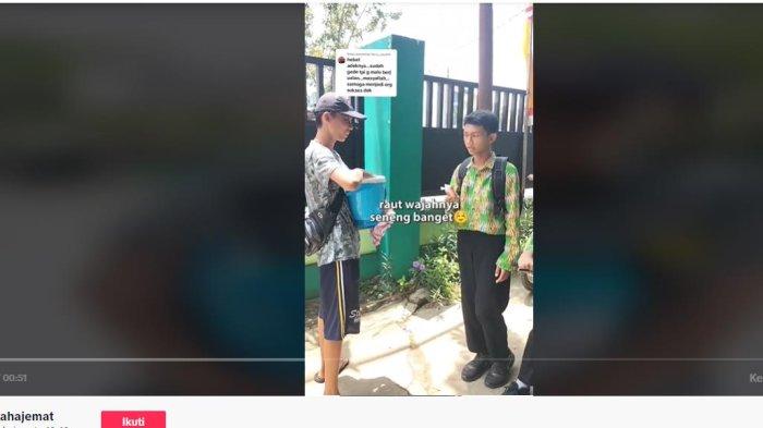 ES LILIN - Berita Viral Cerita Haru Bertemu Pedagang Es Lilin Sering Bully Teman Sekolah Di Gang Berdikari Kota Pontianak