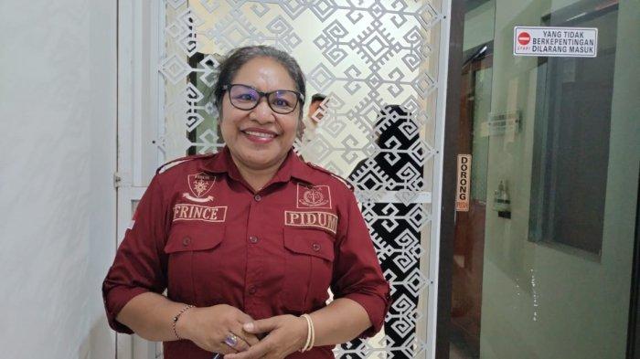 Frince W. Amnifu, SH, salah satu Jaksa Penuntut Umum (JPU) Kejaksaan Negeri (Kejari) Kupang yang menangani perkara kasus kematian transpuan Desy Aurelia Tafuli, yang menyeret empat terdakwa.