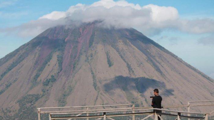 Suasana panorama alam dipuncak Wolobobo di Bajawa Kabupaten Ngada