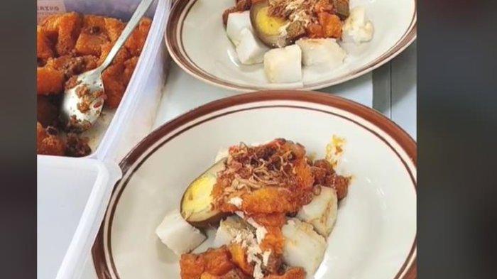 LOTONG CAP GOMEH - Video Viral TikTok, Lontong Cap Gomeh Teh Maya di Bogor, Rasa Spesial