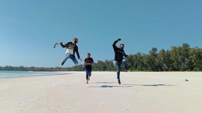 Pantai Liman Semau, salah satu destinasi yang masuk menjadi nominator dalam Anugerah Pesona Indonesia (API) 2020