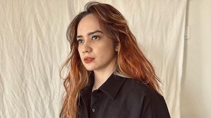 Penampilan baru Putri Anne yang makin cantik usai lepas hijab