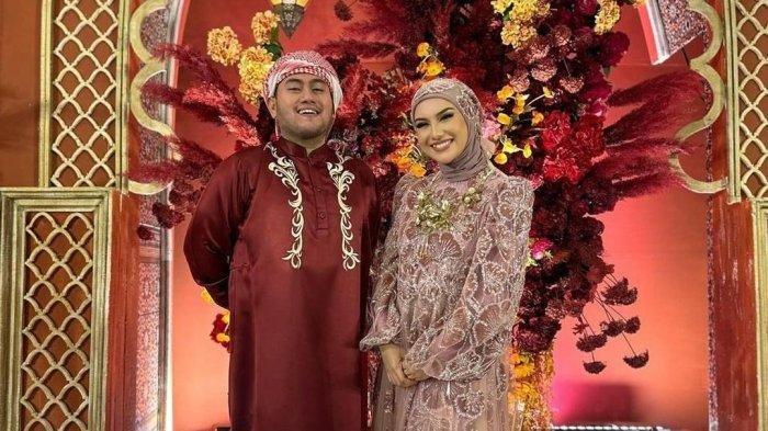 Foto King Nassar dan Irish Bella. Dalam potret yang dibagikan King Nassar, keduanya berfoto dengan senyuman yang semringah.