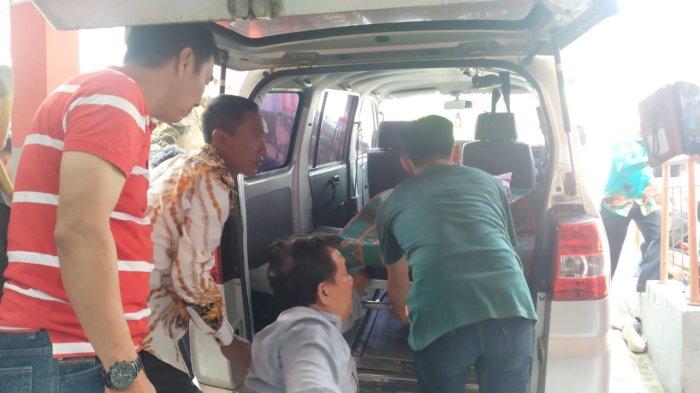 Korban Nurhasidah meninggal di lokasi dan menjadi satu-satunya korban tewas akibat bus Mitsubishi masuk jurang di Desa Sidomekar, Kecamatan Katibung, Lampung Selatan.
