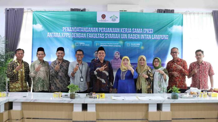 TEKEN KERJASAMA -  Fakultas Syariah UIN RIL tandatangani567