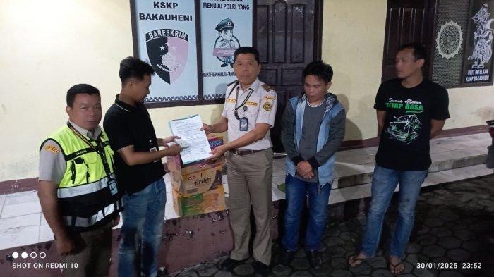 Balai Karantina Amankan 6 Burung Elang di Pelabuhan Bakauheni