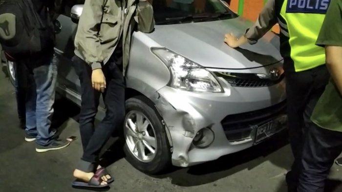 Avanza Penyok: Lebih dari Sekadar Kerusakan Fisik