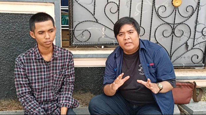 Andri Setiawan (19) pemuda asal Lampung Selatan menjadi viral karena membiayai kuliah dengan menjual kambing saat wawancara bersama Tribun Lampung.