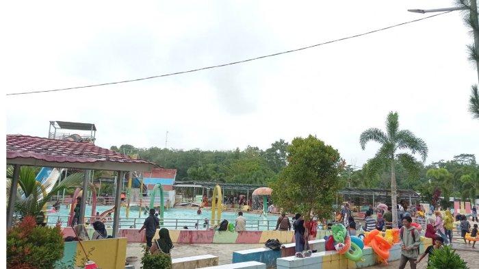 Area kolam renang destinasi wisata Taman Kehati Mesuji.
