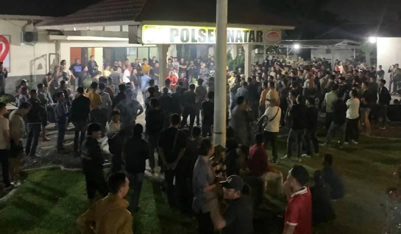 Ratusan Warga Geruduk Polsek Natar, Desak Polisi Cari Warga yang Hilang
