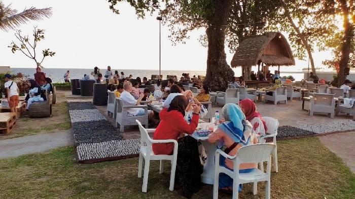 Sea View Restaurant – Hotel Aruna Senggigi