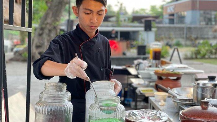 Hotel Aruna Senggigi kembali memanjakan pecinta kuliner dengan meluncurkan Angkringan Aruna. Aruna menyajikan 20 varian menu yang sangat memanjakan pecinta kuliner.