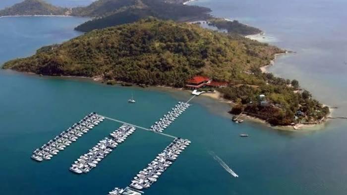 WISATA LOMBOK - Gili Gede menawarkan ketenangan, keindahan alam, dan pengalaman wisata bahari yang tak terlupakan.Gili Gede merupakan pulau terbesar di gugusan Gili Sekotong.