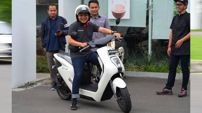 Honda EM1 e: dan EM1 e: PLUS Resmi Dilaunching di NTB